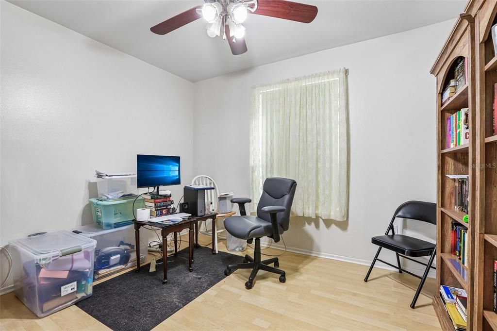 For Sale: $260,000 (3 beds, 2 baths, 1268 Square Feet)