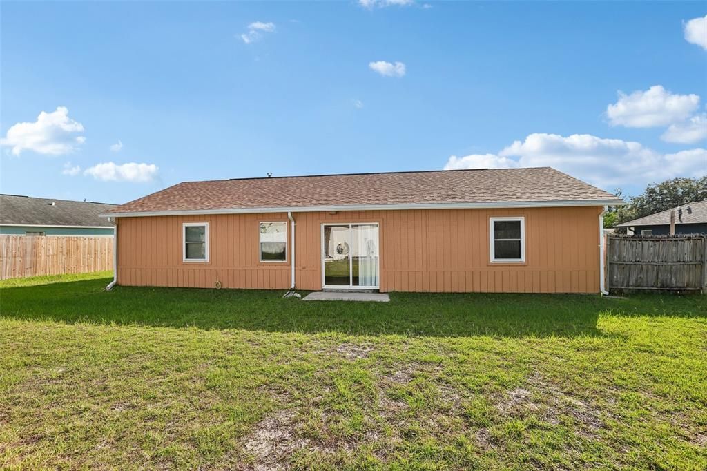For Sale: $260,000 (3 beds, 2 baths, 1268 Square Feet)