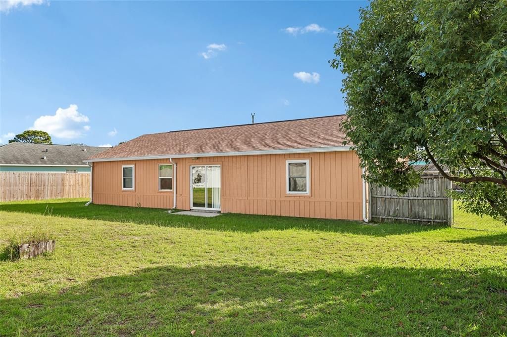 For Sale: $260,000 (3 beds, 2 baths, 1268 Square Feet)