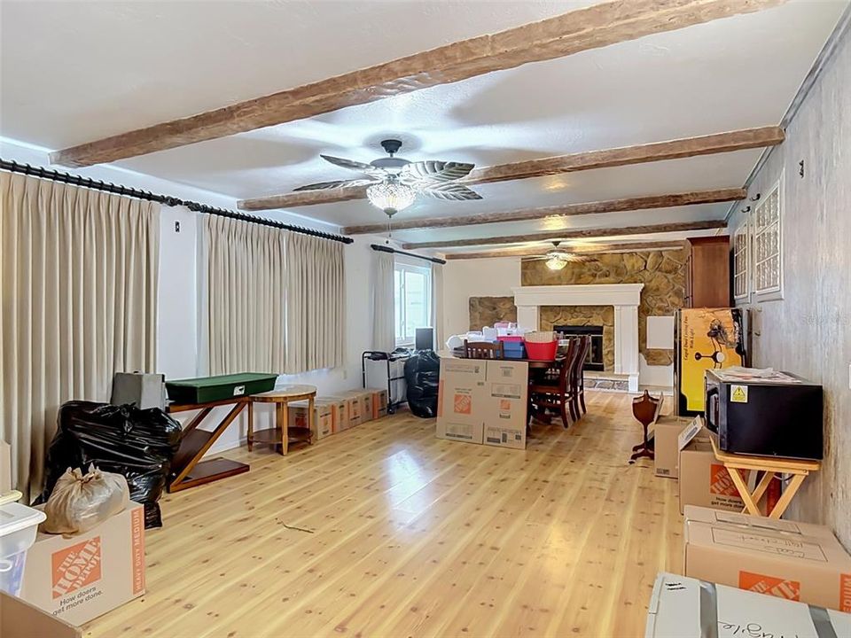 На продажу: $649,000 (3 спален, 2 ванн, 1847 Квадратных фут)