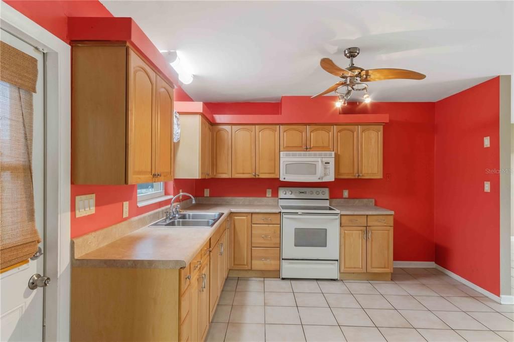 En Venta: $230,000 (3 camas, 1 baños, 1173 Pies cuadrados)