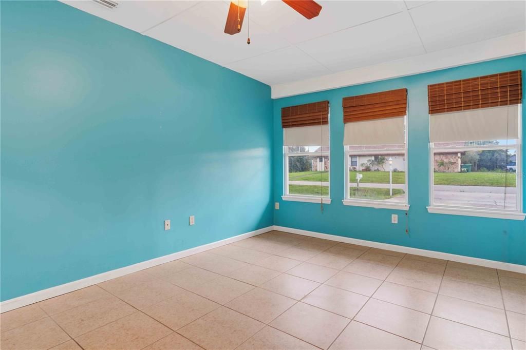En Venta: $230,000 (3 camas, 1 baños, 1173 Pies cuadrados)
