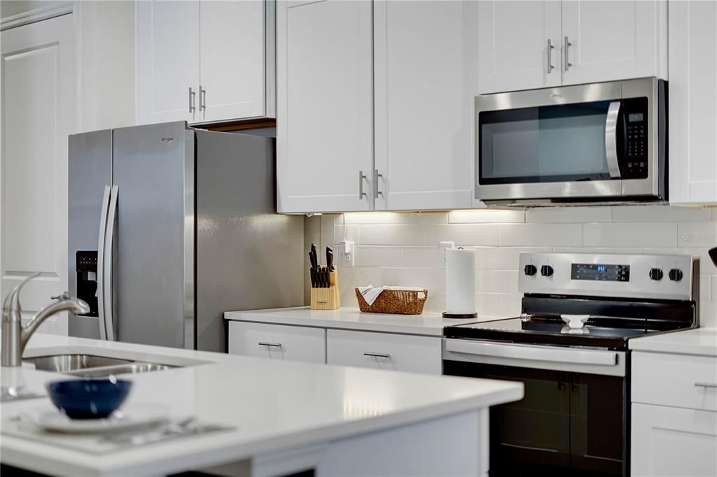 For Sale: $309,000 (2 beds, 2 baths, 1626 Square Feet)