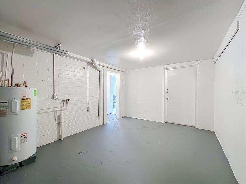На продажу: $325,000 (3 спален, 2 ванн, 1285 Квадратных фут)