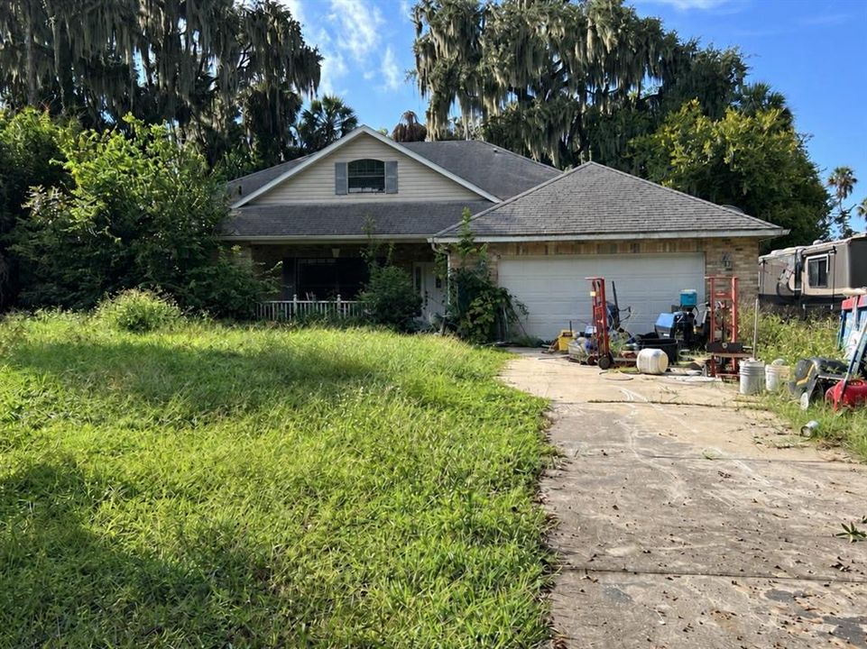 For Sale: $781,700 (4 beds, 3 baths, 2587 Square Feet)