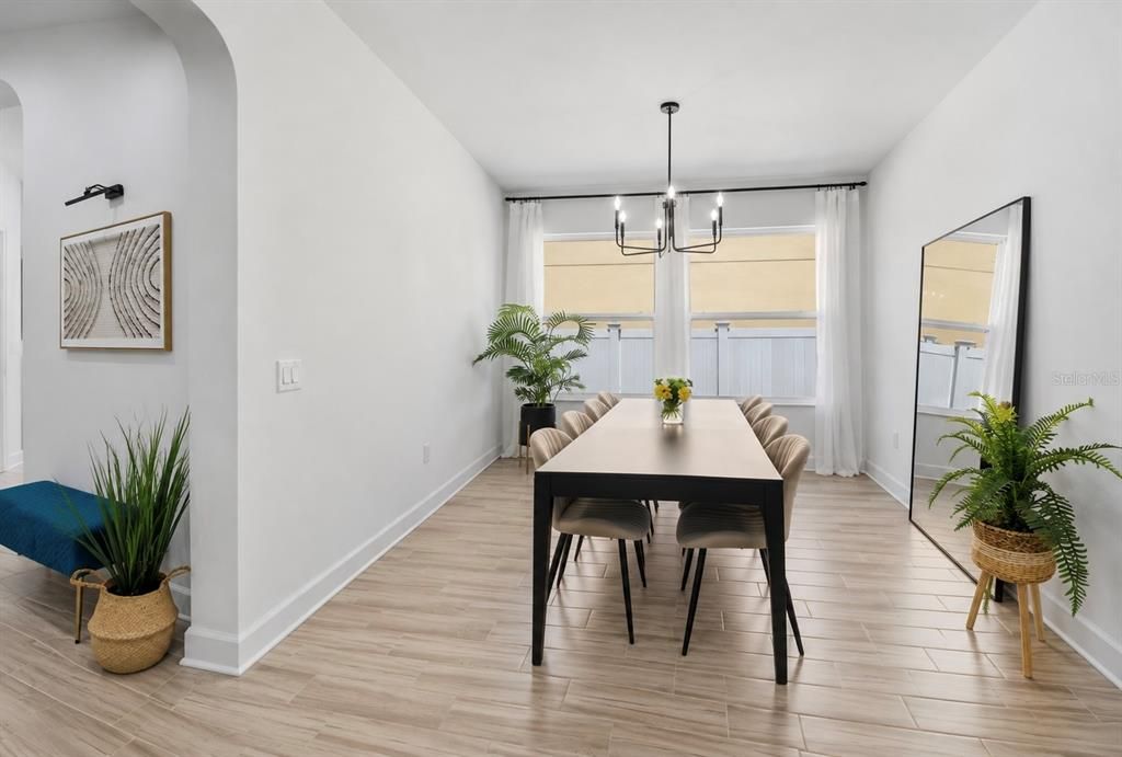 На продажу: $469,900 (3 спален, 2 ванн, 1680 Квадратных фут)