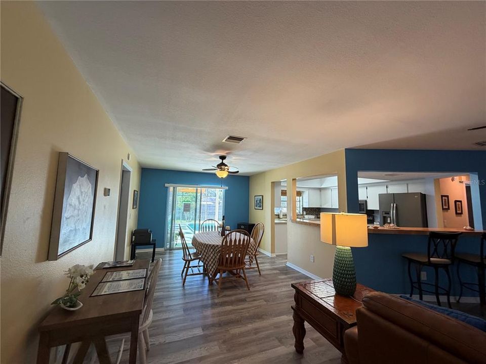 En Venta: $349,495 (3 camas, 2 baños, 1683 Pies cuadrados)