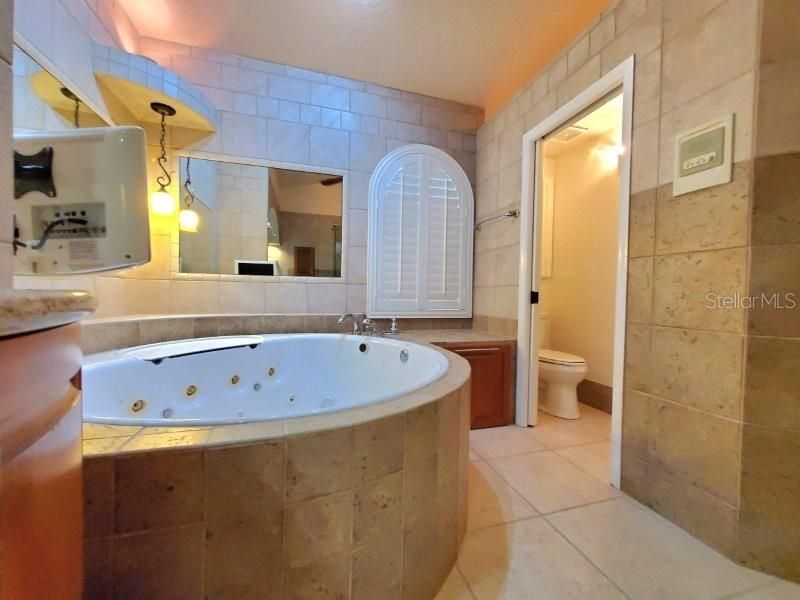 En Renta: $4,400 (4 camas, 2 baños, 3125 Pies cuadrados)