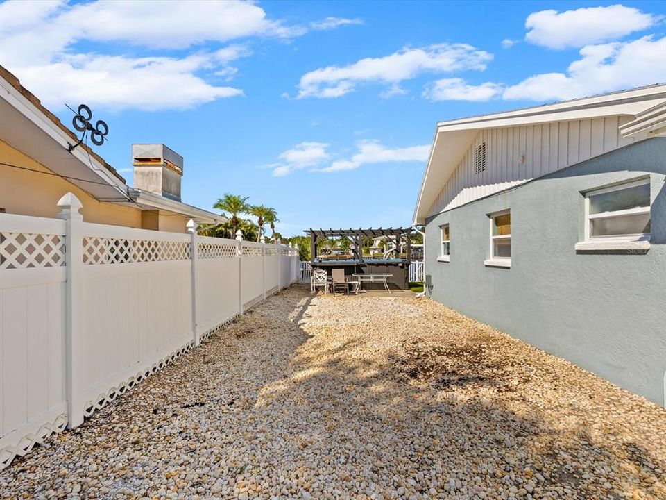 For Sale: $929,000 (3 beds, 2 baths, 1625 Square Feet)