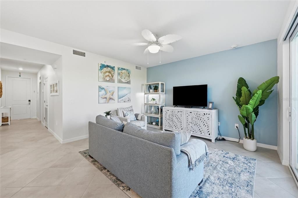 For Rent: $5,500 (2 beds, 2 baths, 1154 Square Feet)