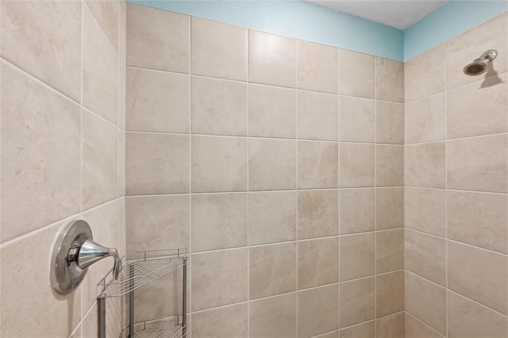 For Rent: $5,500 (2 beds, 2 baths, 1154 Square Feet)