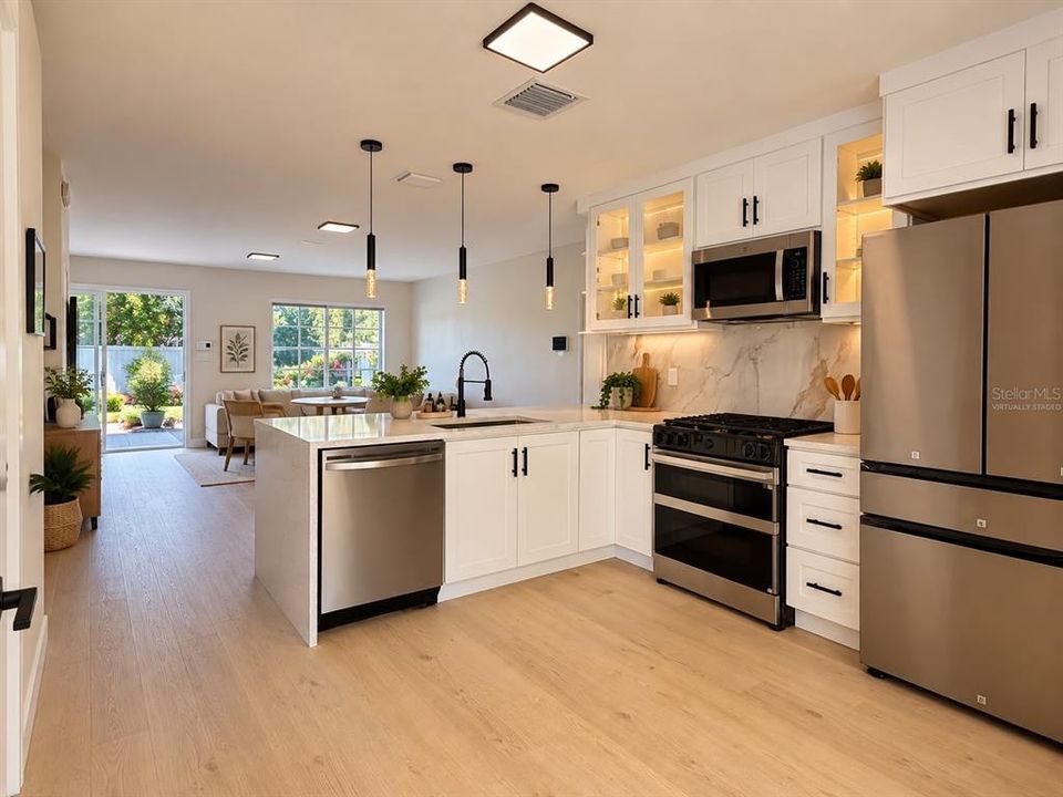 For Sale: $310,000 (3 beds, 1 baths, 1396 Square Feet)