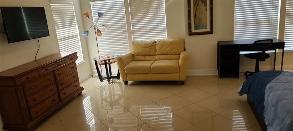 En Renta: $1,600 (2 camas, 1 baños, 998 Pies cuadrados)