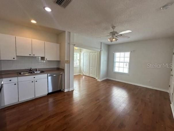 For Rent: $1,650 (0 beds, 1 baths, 600 Square Feet)