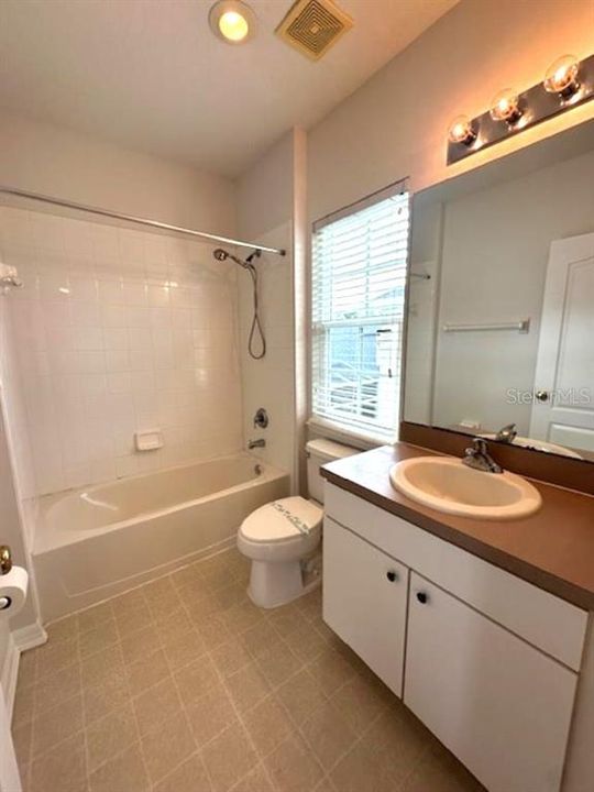 For Rent: $1,650 (0 beds, 1 baths, 600 Square Feet)