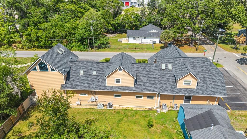 En Venta: $992,000 (5 camas, 2 baños, 6152 Pies cuadrados)