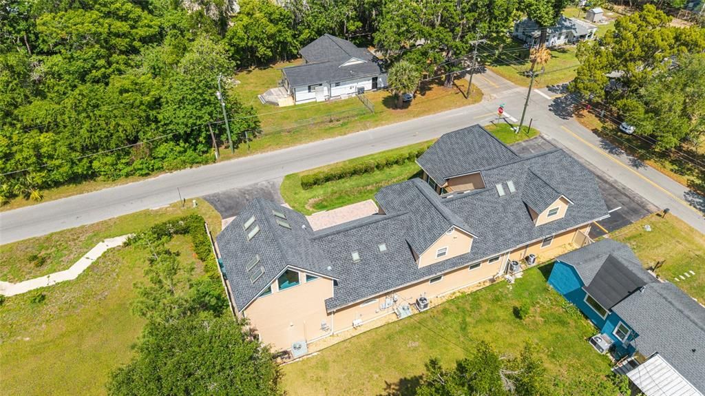 En Venta: $992,000 (5 camas, 2 baños, 6152 Pies cuadrados)