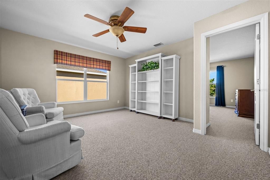 For Sale: $350,000 (3 beds, 2 baths, 1872 Square Feet)