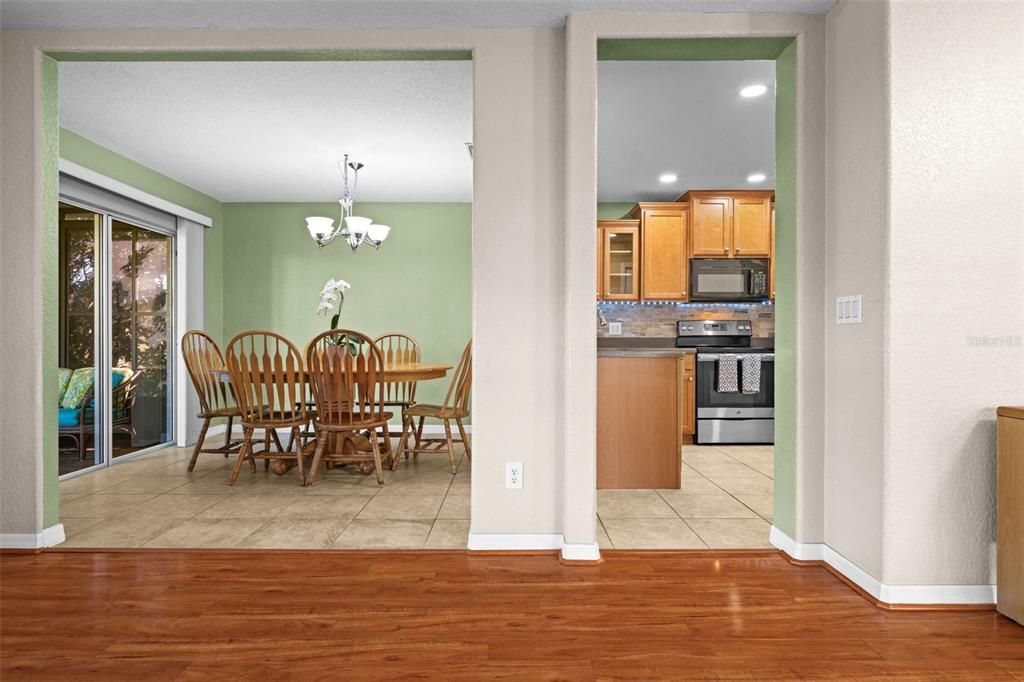 For Sale: $350,000 (3 beds, 2 baths, 1872 Square Feet)