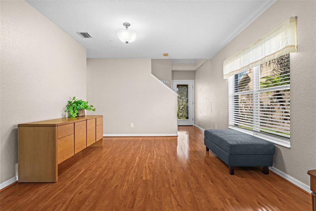 For Sale: $350,000 (3 beds, 2 baths, 1872 Square Feet)