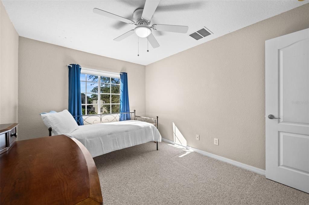 For Sale: $350,000 (3 beds, 2 baths, 1872 Square Feet)
