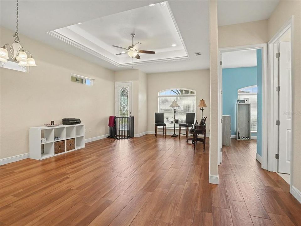 En Venta: $475,000 (2 camas, 2 baños, 1818 Pies cuadrados)