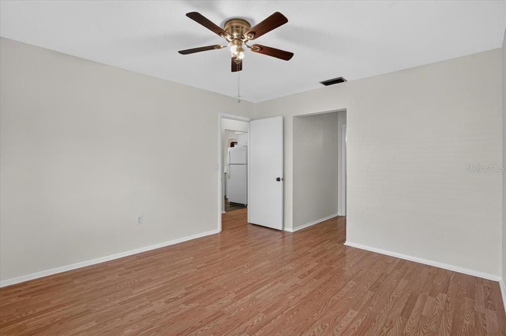 En Venta: $229,000 (2 camas, 2 baños, 992 Pies cuadrados)
