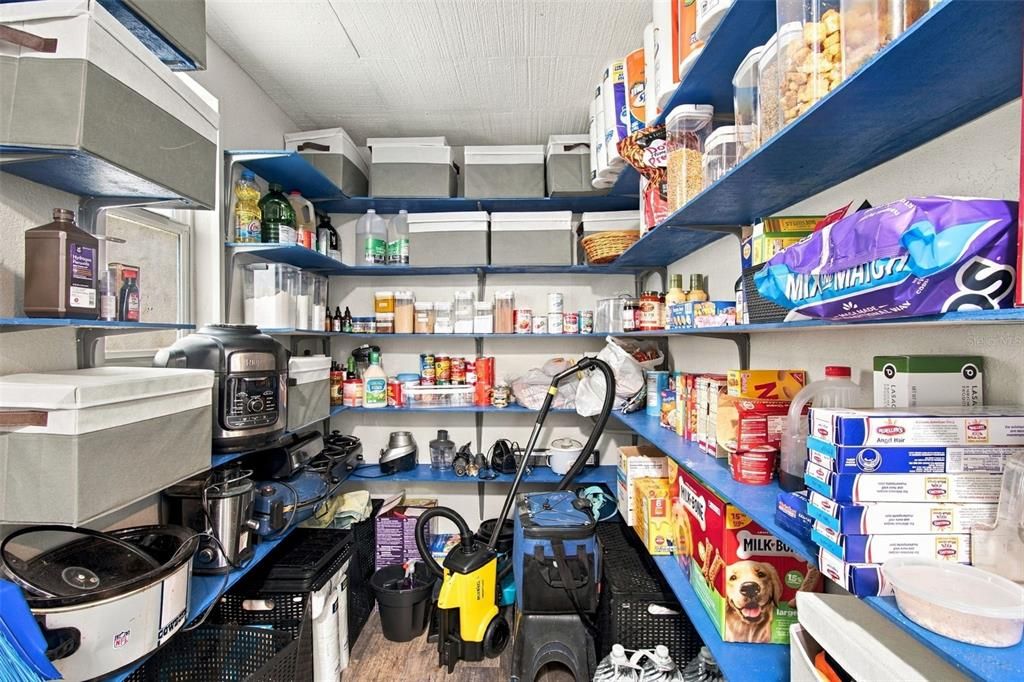 En Venta: $420,000 (5 camas, 2 baños, 1645 Pies cuadrados)