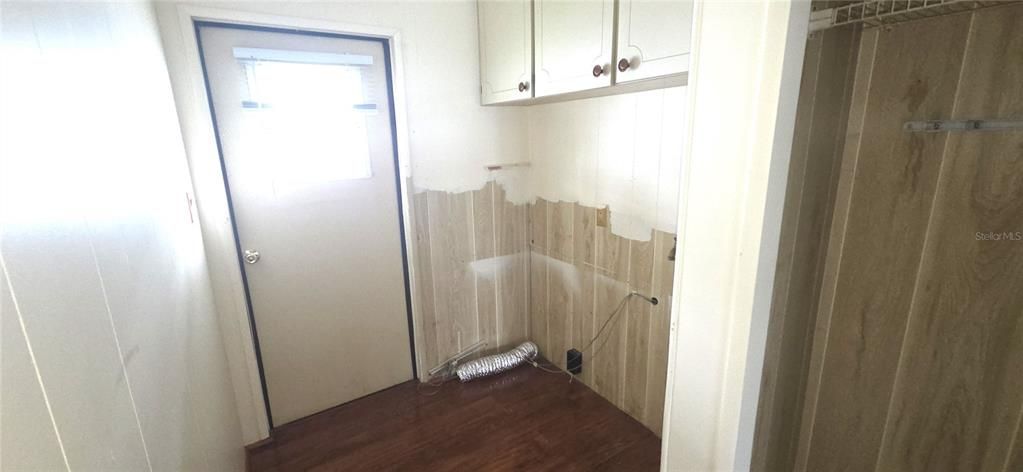 На продажу: $128,500 (2 спален, 2 ванн, 1040 Квадратных фут)