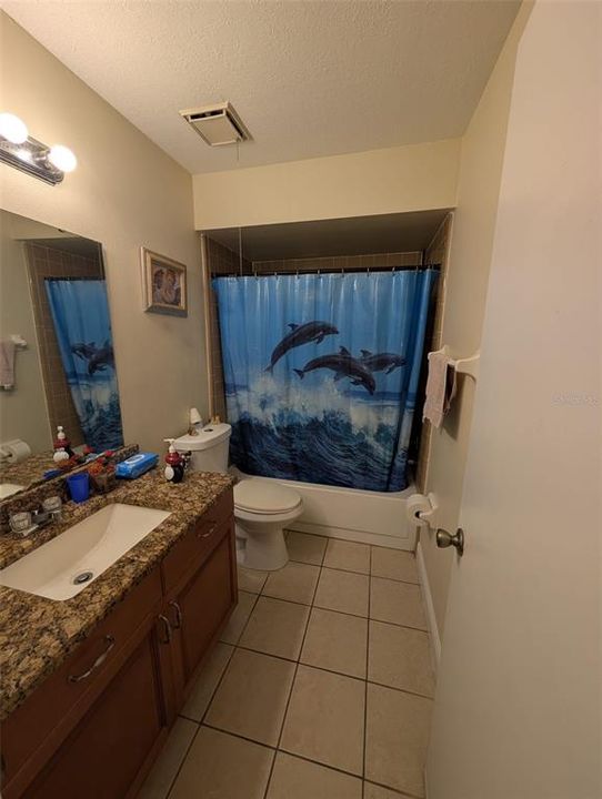 For Sale: $270,000 (2 beds, 2 baths, 875 Square Feet)