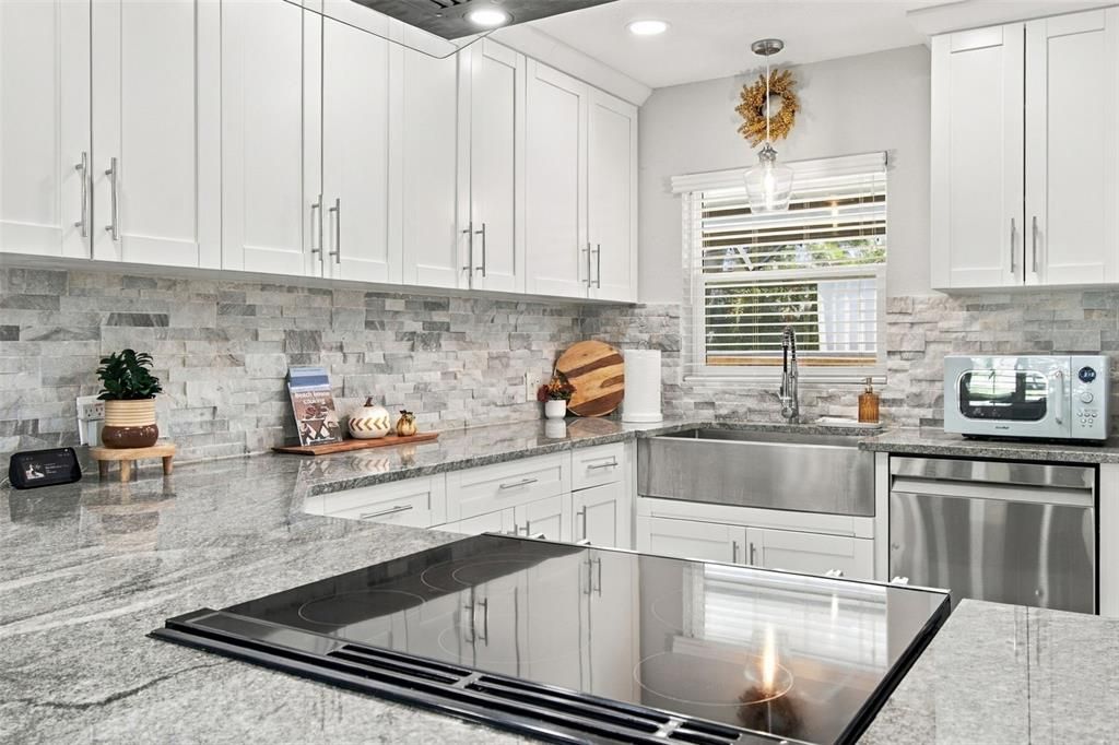 For Sale: $515,000 (3 beds, 2 baths, 1375 Square Feet)