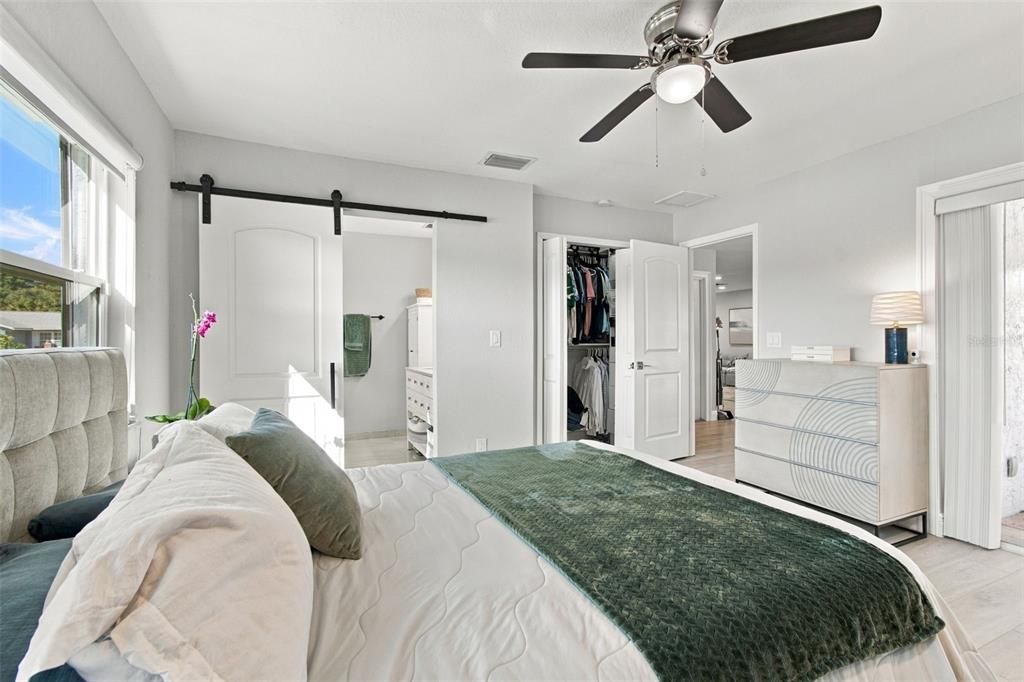 For Sale: $515,000 (3 beds, 2 baths, 1375 Square Feet)