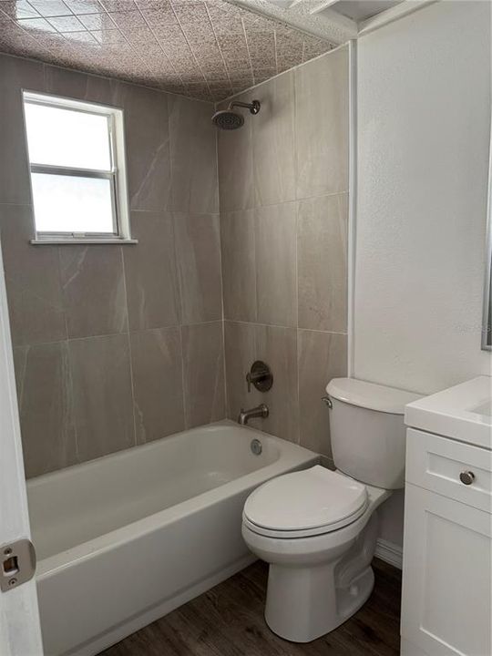 For Rent: $1,900 (2 beds, 2 baths, 1281 Square Feet)