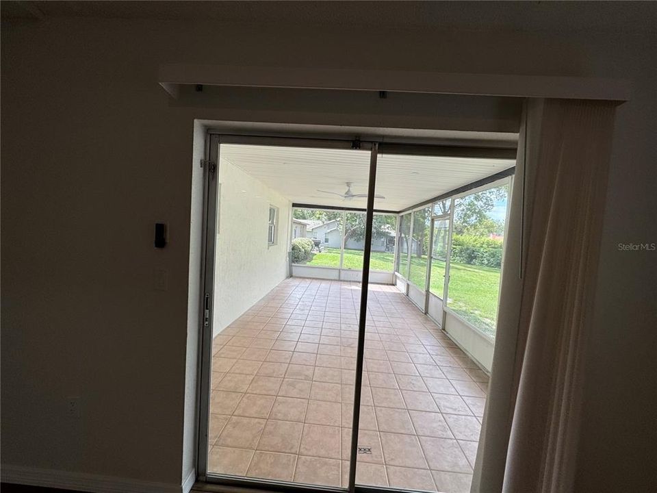 For Rent: $1,900 (2 beds, 2 baths, 1281 Square Feet)