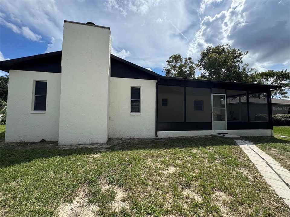 For Rent: $1,900 (2 beds, 2 baths, 1281 Square Feet)