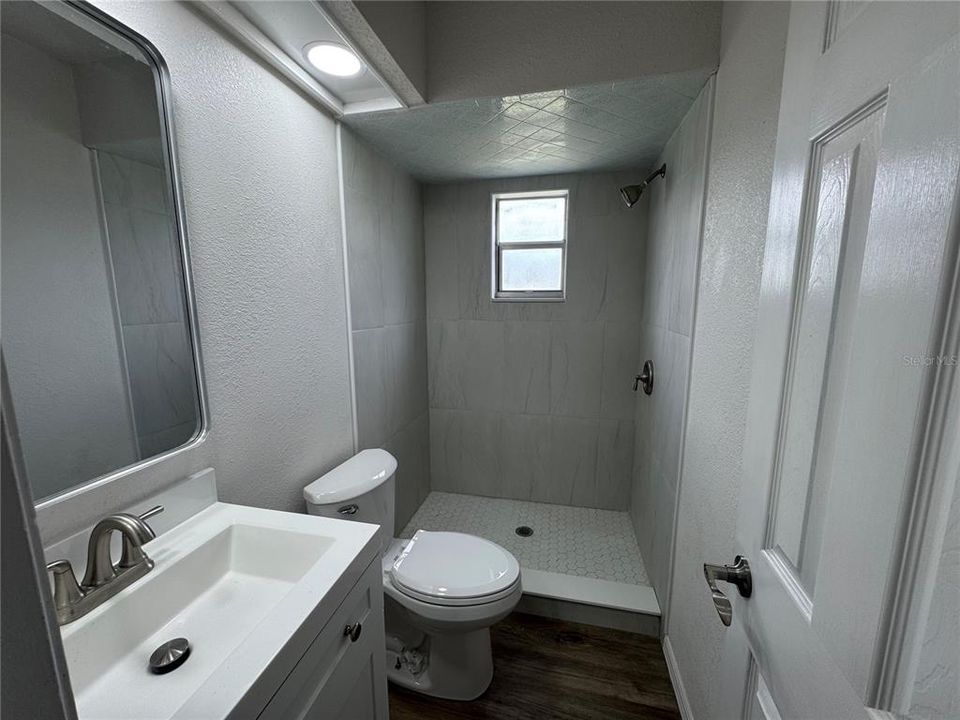 For Rent: $1,900 (2 beds, 2 baths, 1281 Square Feet)
