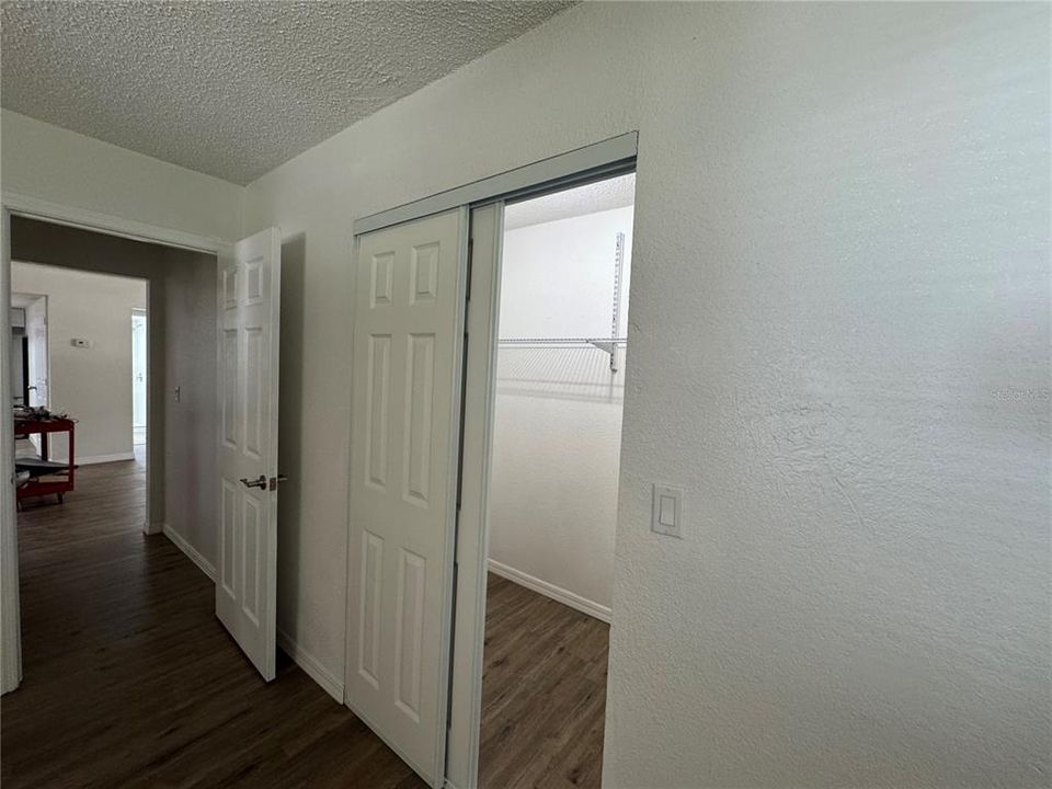 For Rent: $1,900 (2 beds, 2 baths, 1281 Square Feet)