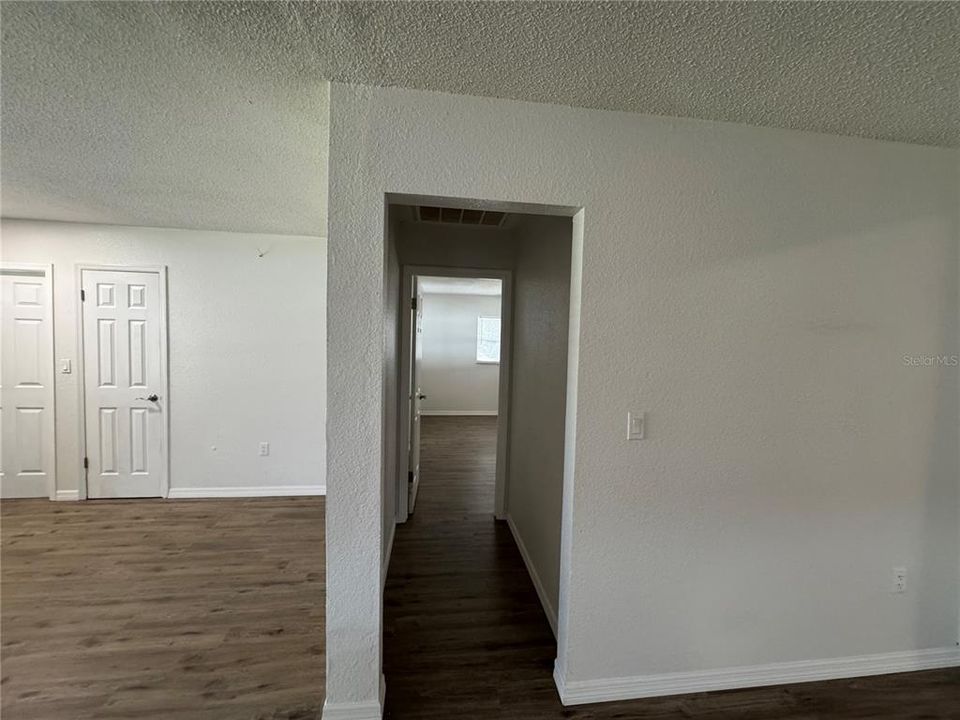 For Rent: $1,900 (2 beds, 2 baths, 1281 Square Feet)