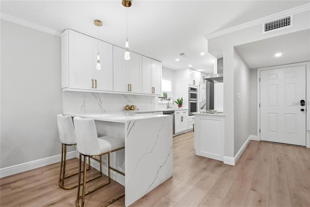 En Venta: $335,000 (2 camas, 2 baños, 1265 Pies cuadrados)