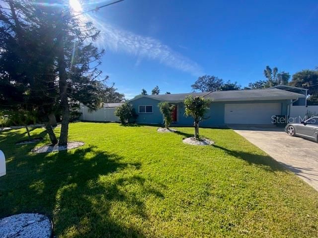 For Rent: $4,900 (3 beds, 1 baths, 1418 Square Feet)