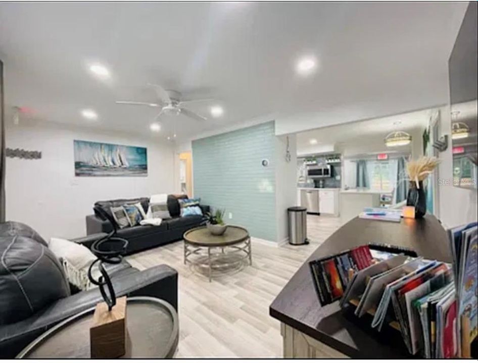 For Rent: $4,900 (3 beds, 1 baths, 1418 Square Feet)
