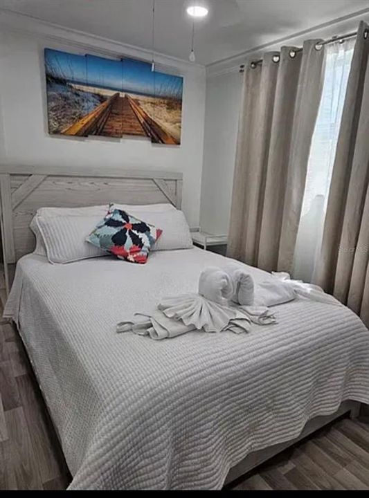 For Rent: $4,900 (3 beds, 1 baths, 1418 Square Feet)
