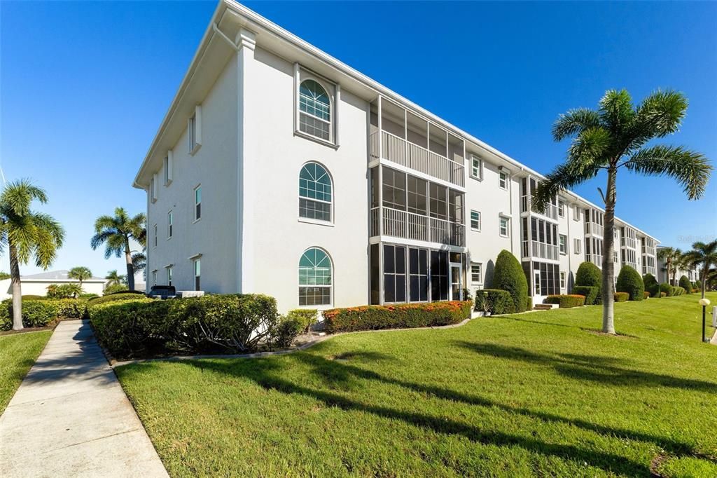 En Venta: $369,000 (2 camas, 2 baños, 1405 Pies cuadrados)