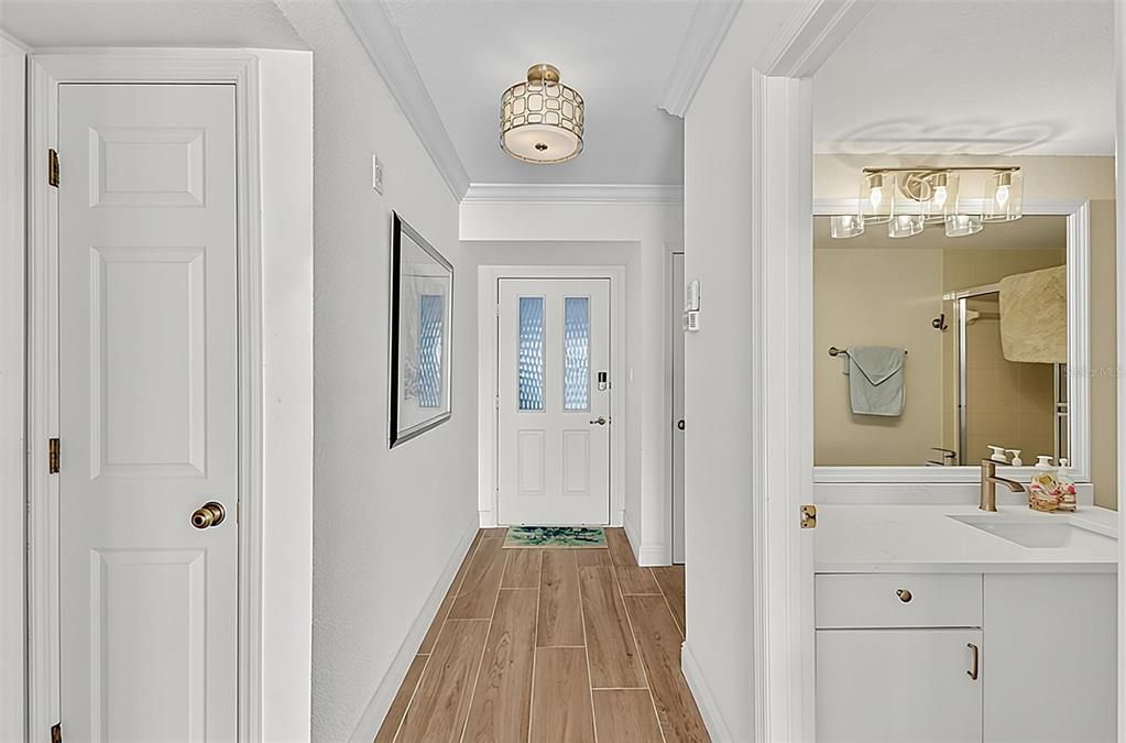 En Venta: $369,000 (2 camas, 2 baños, 1405 Pies cuadrados)
