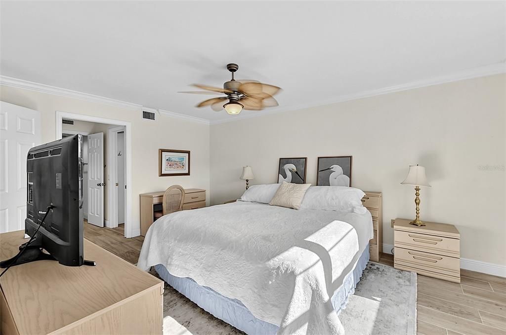 En Venta: $369,000 (2 camas, 2 baños, 1405 Pies cuadrados)