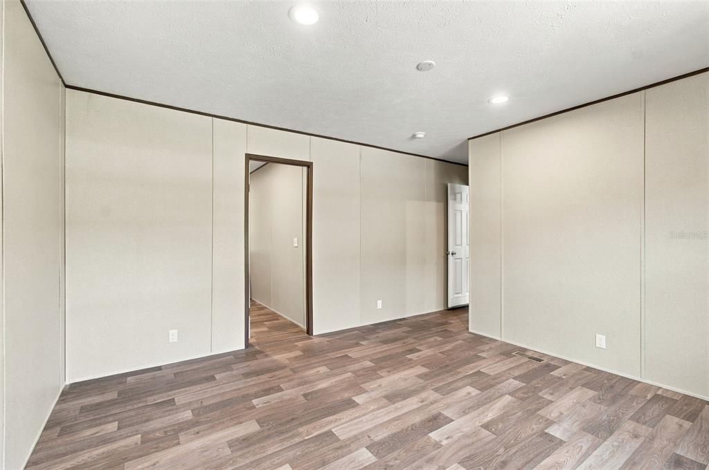待售: $259,900 (3 贝兹, 2 浴室, 1344 平方英尺)