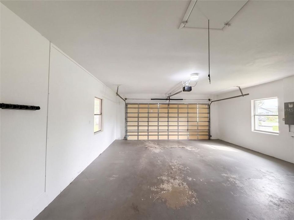 En Venta: $280,000 (3 camas, 2 baños, 1566 Pies cuadrados)