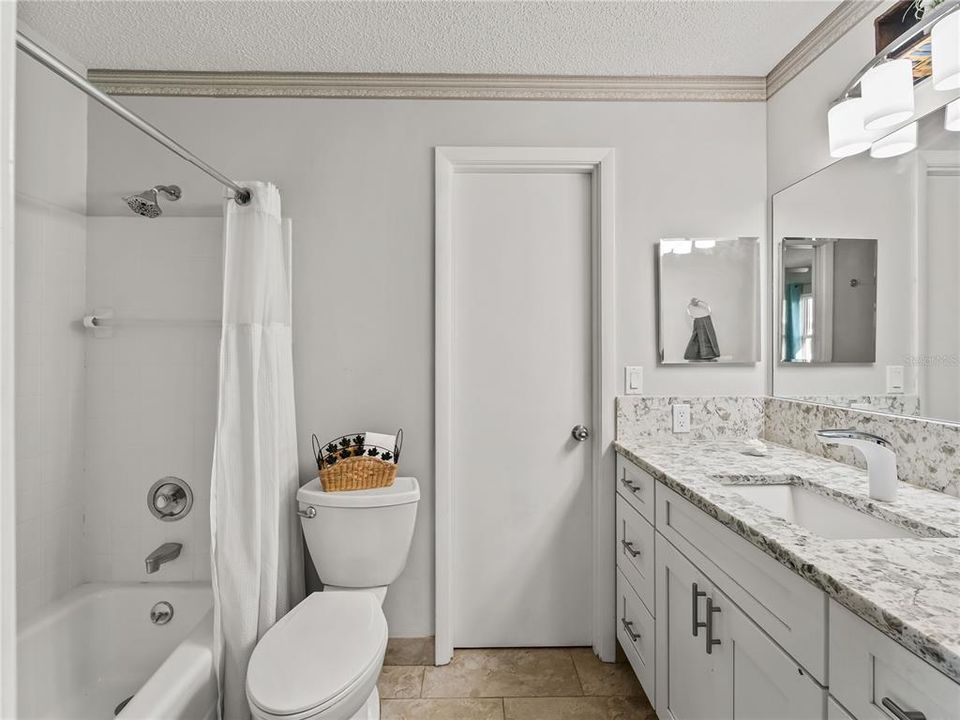 For Sale: $449,000 (2 beds, 2 baths, 1658 Square Feet)