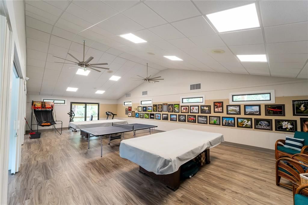 For Sale: $449,000 (2 beds, 2 baths, 1658 Square Feet)