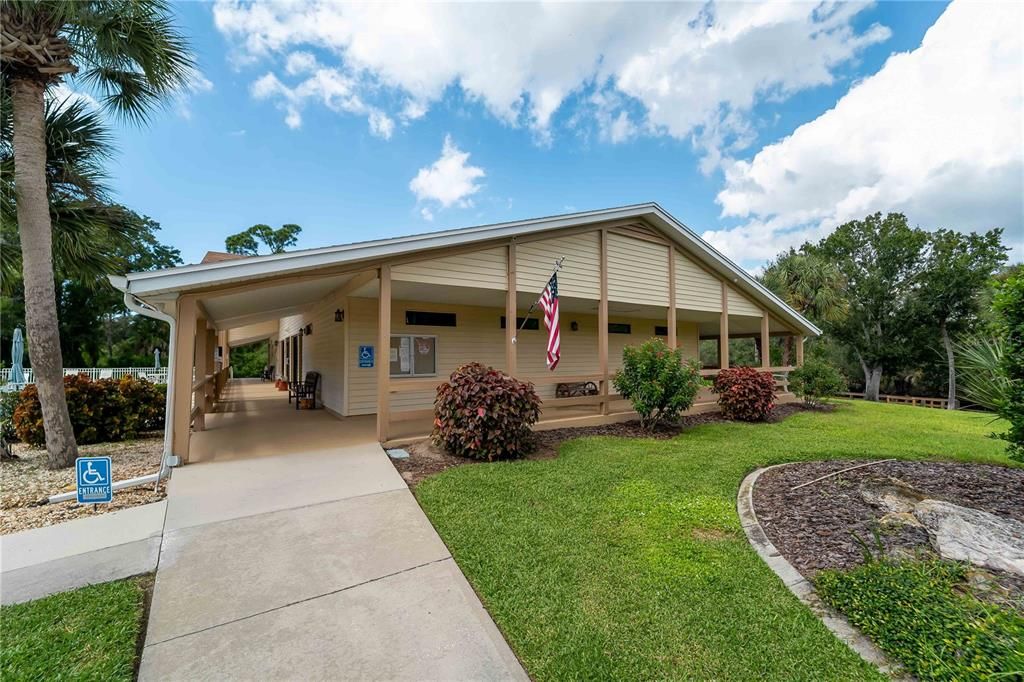 For Sale: $449,000 (2 beds, 2 baths, 1658 Square Feet)